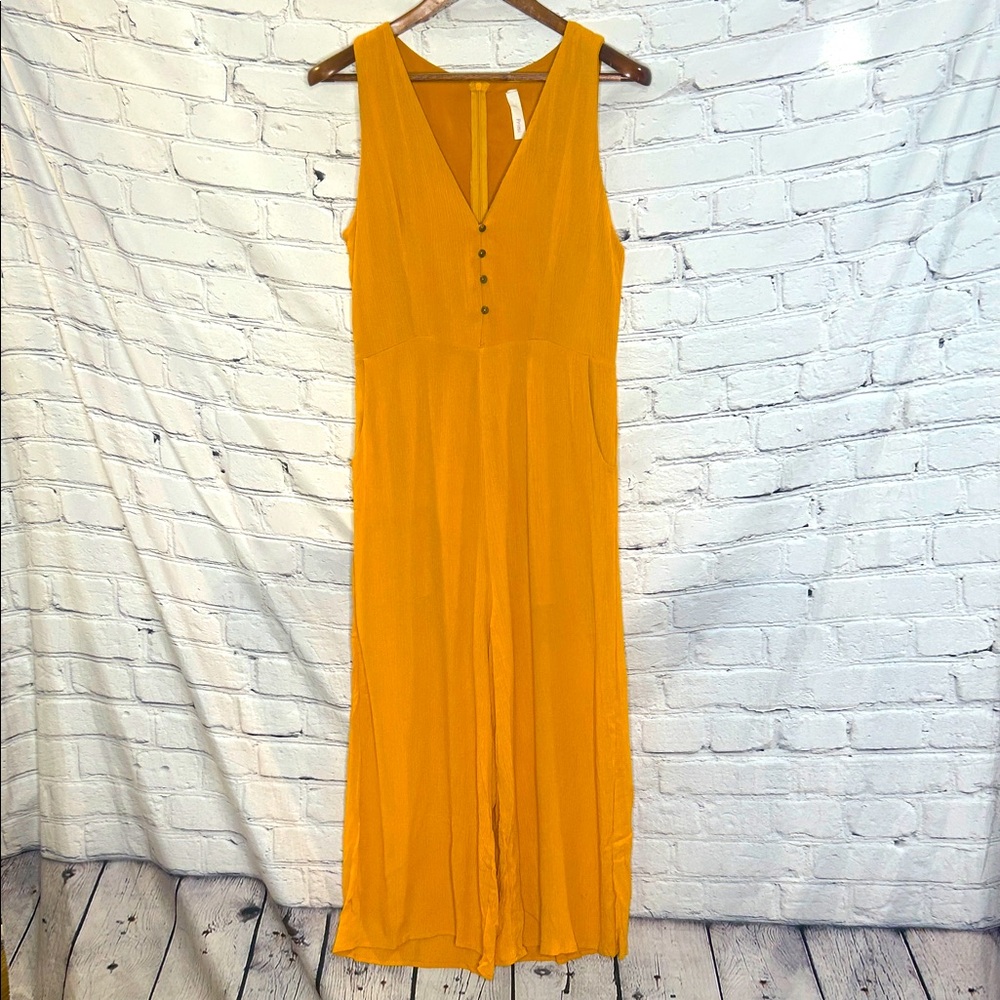 Primi Mustard Colored Cropped Sleeveless Jumpsuit Size Medium Brand New W/Tags